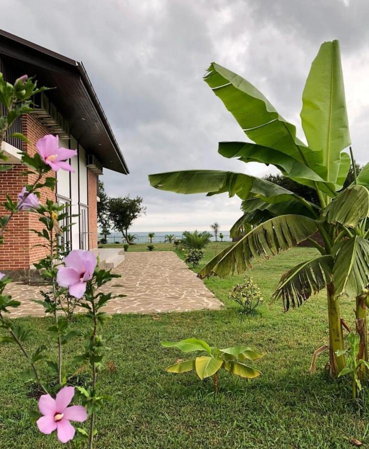 Injir Village Hotel Gudauta Esterno foto
